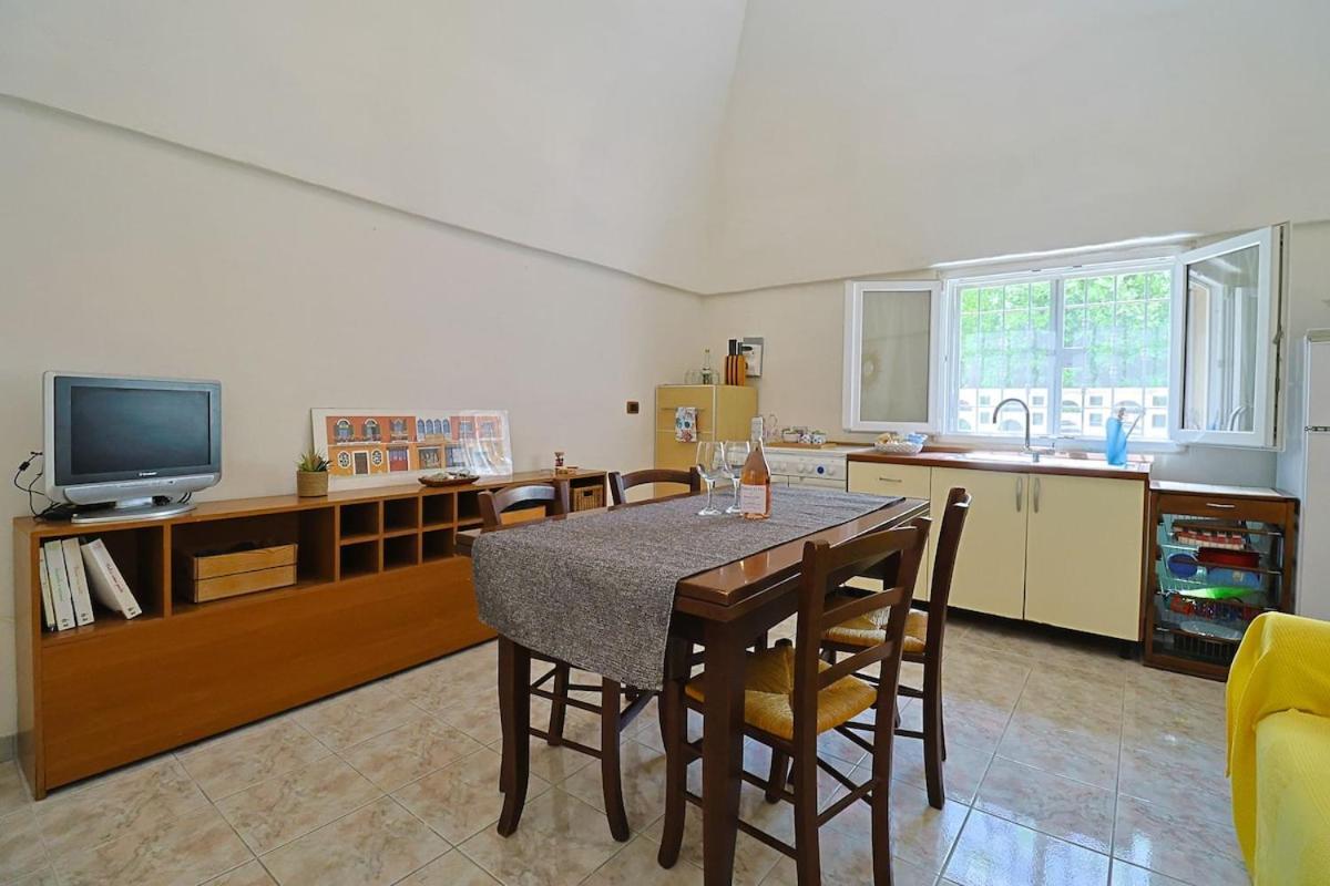 Villa Le Conchiglie Di Taranto Mediterranea Pulsano Esterno foto
