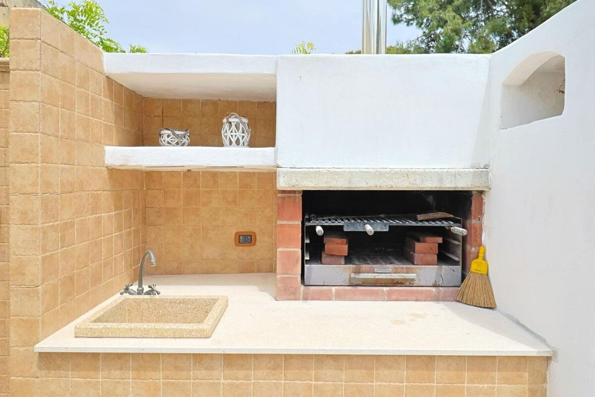 Villa Le Conchiglie Di Taranto Mediterranea Pulsano Esterno foto