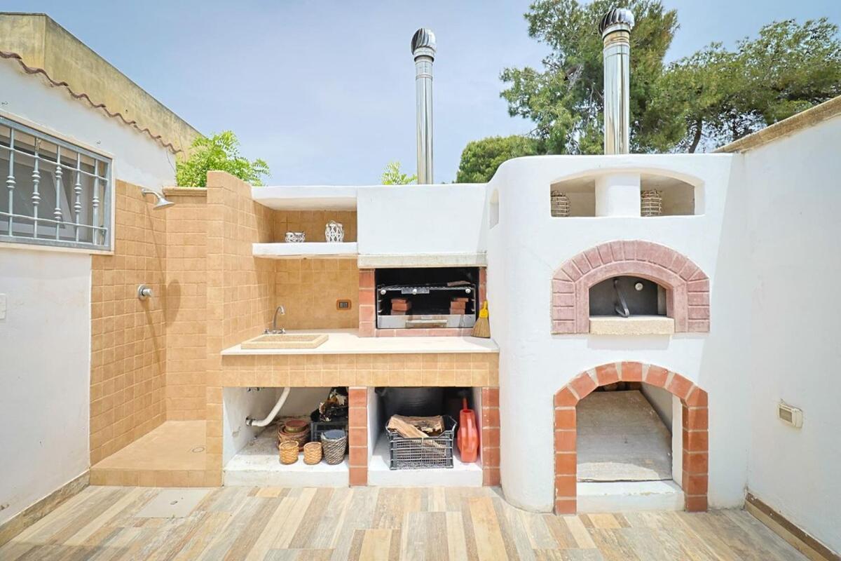Villa Le Conchiglie Di Taranto Mediterranea Pulsano Esterno foto
